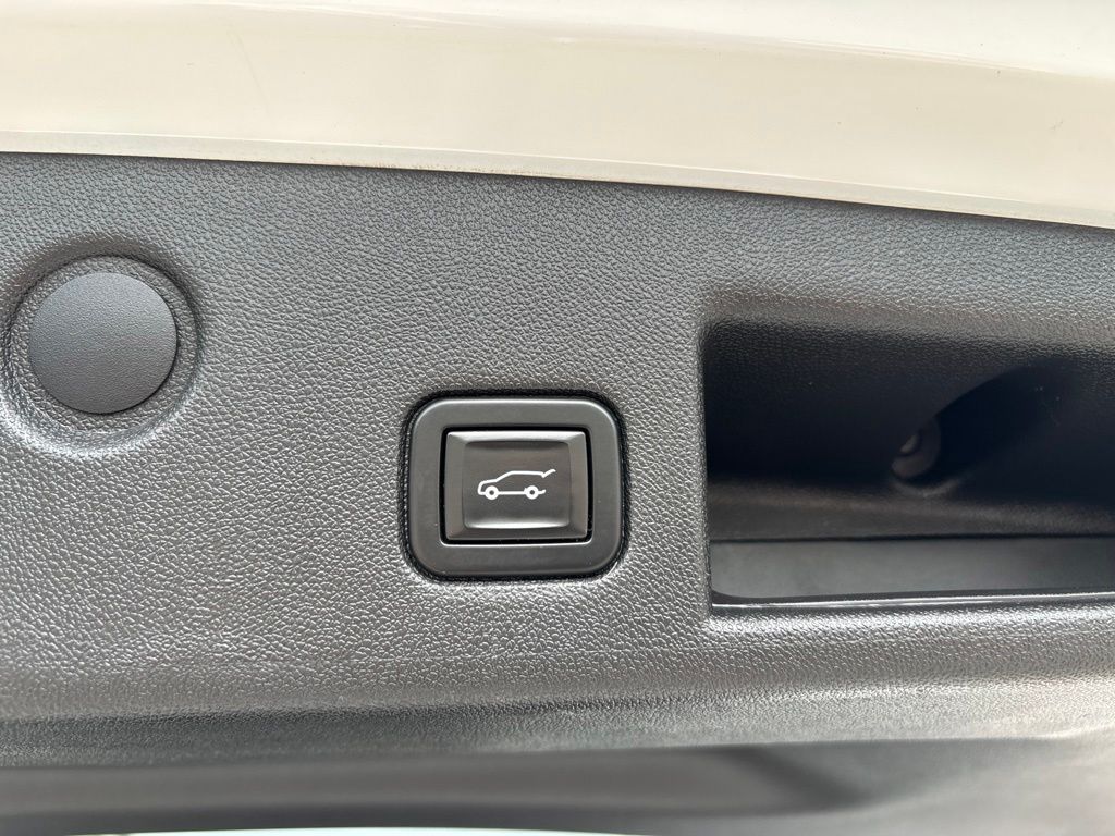 Used 2020 Chevrolet Equinox SUV
