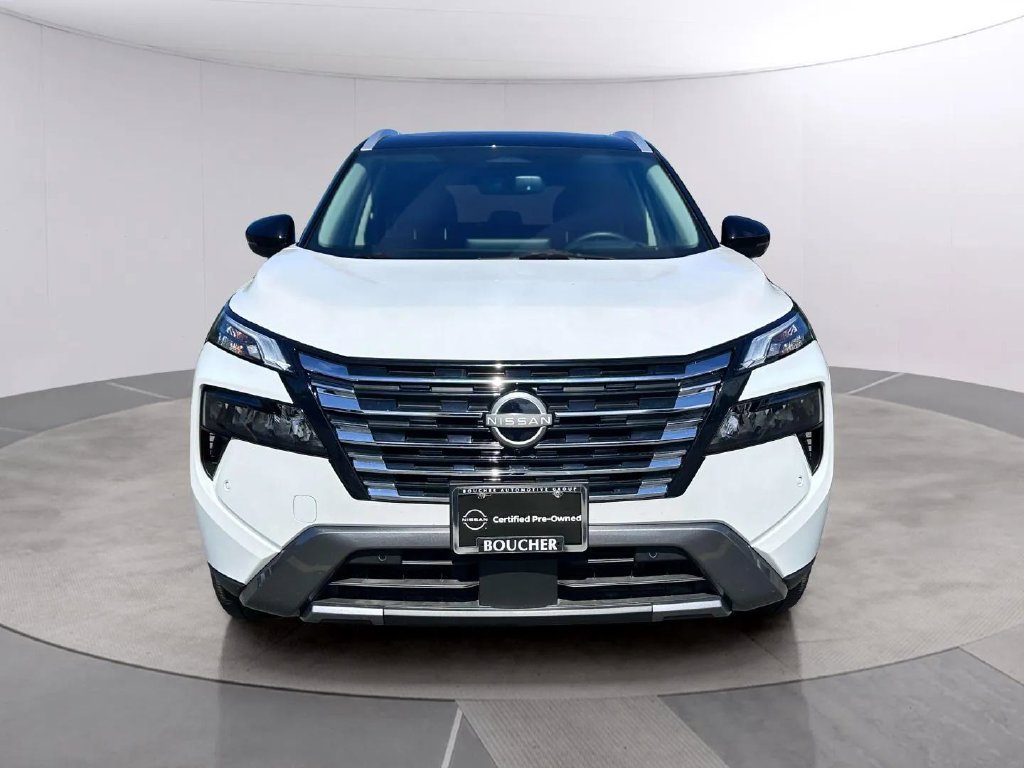 Certified Used 2025 Everest White Pearl/Super Black Nissan SL image 9