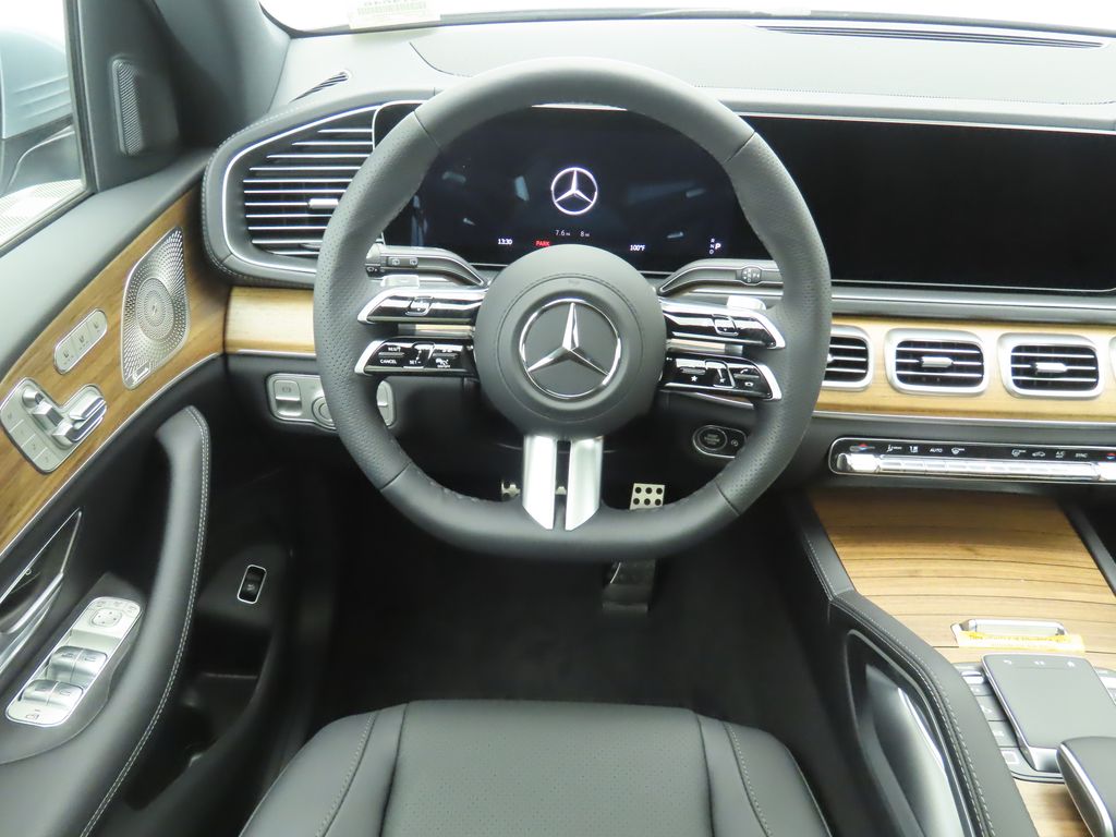 Thumbnail: 2025 Mercedes-Benz GLS - 10