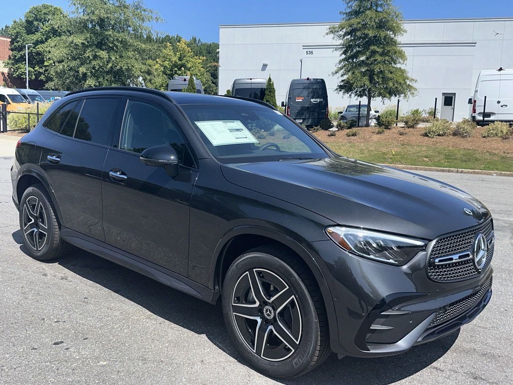 2024 Mercedes-Benz GLC GLC 300 2