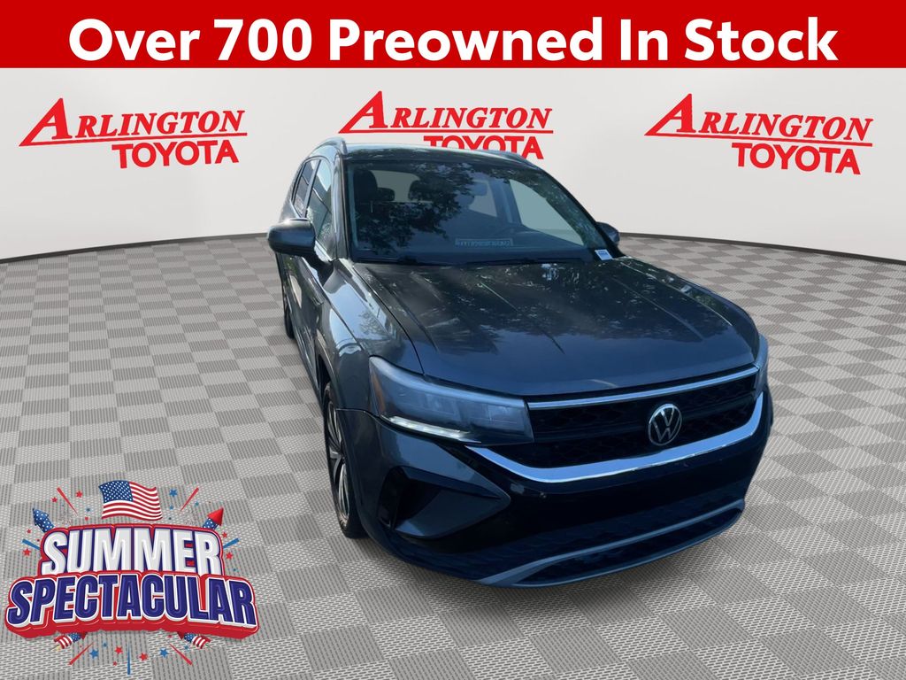 Platinum Gray Metallic 2022 Volkswagen Taos SUV / Crossover Front-Wheel Drive 8-Speed Automatic