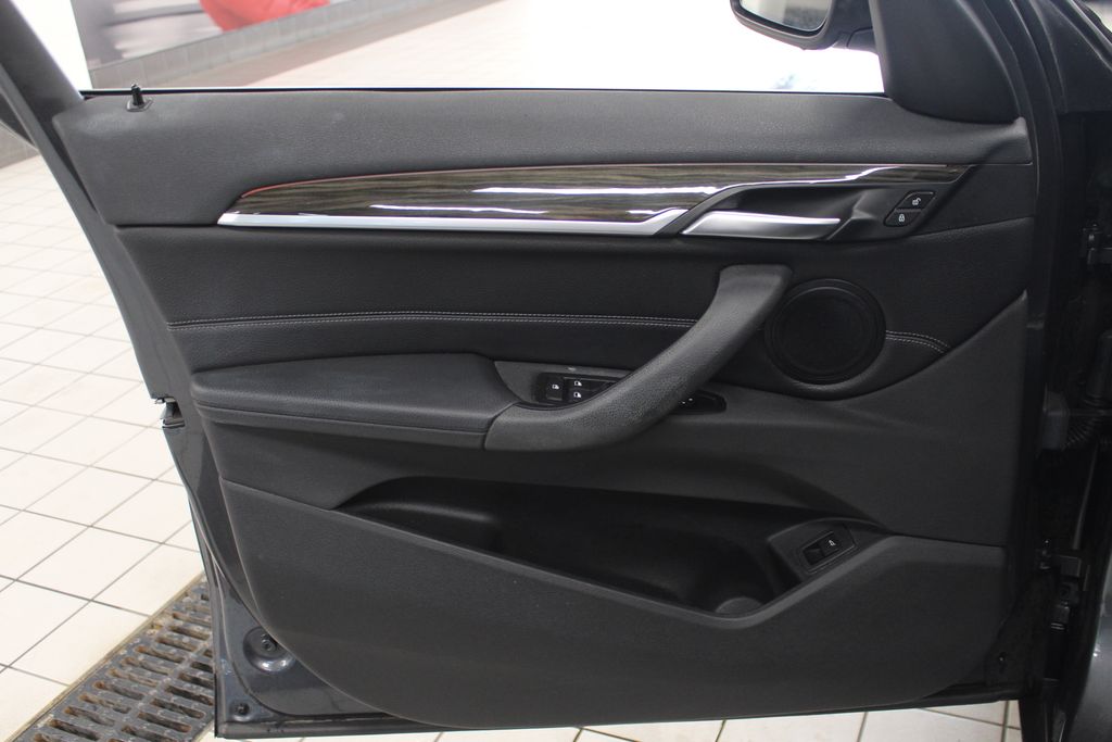 Thumbnail: 2018 BMW X1 - 13