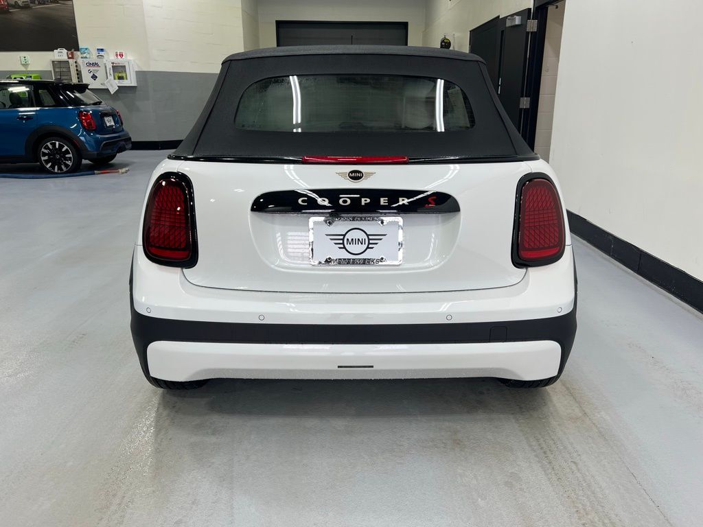 2025 MINI Cooper S 9