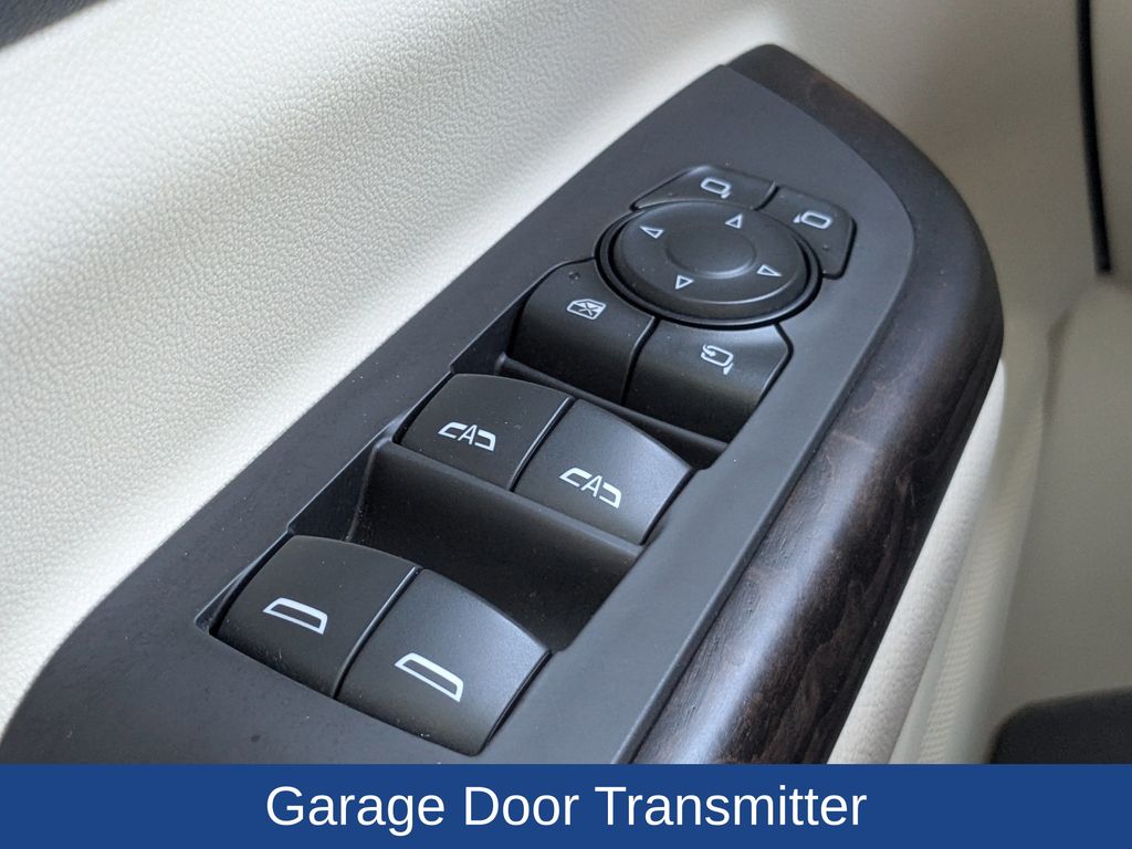 2021 GMC Acadia FWD Denali