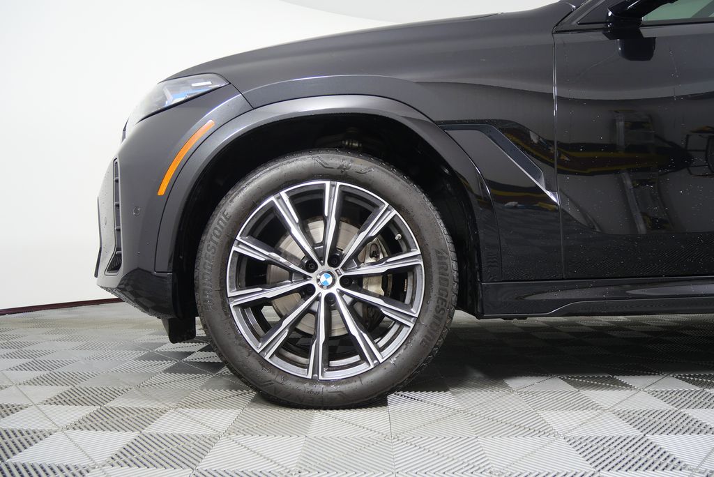 Thumbnail: 2025 BMW X6 - 7
