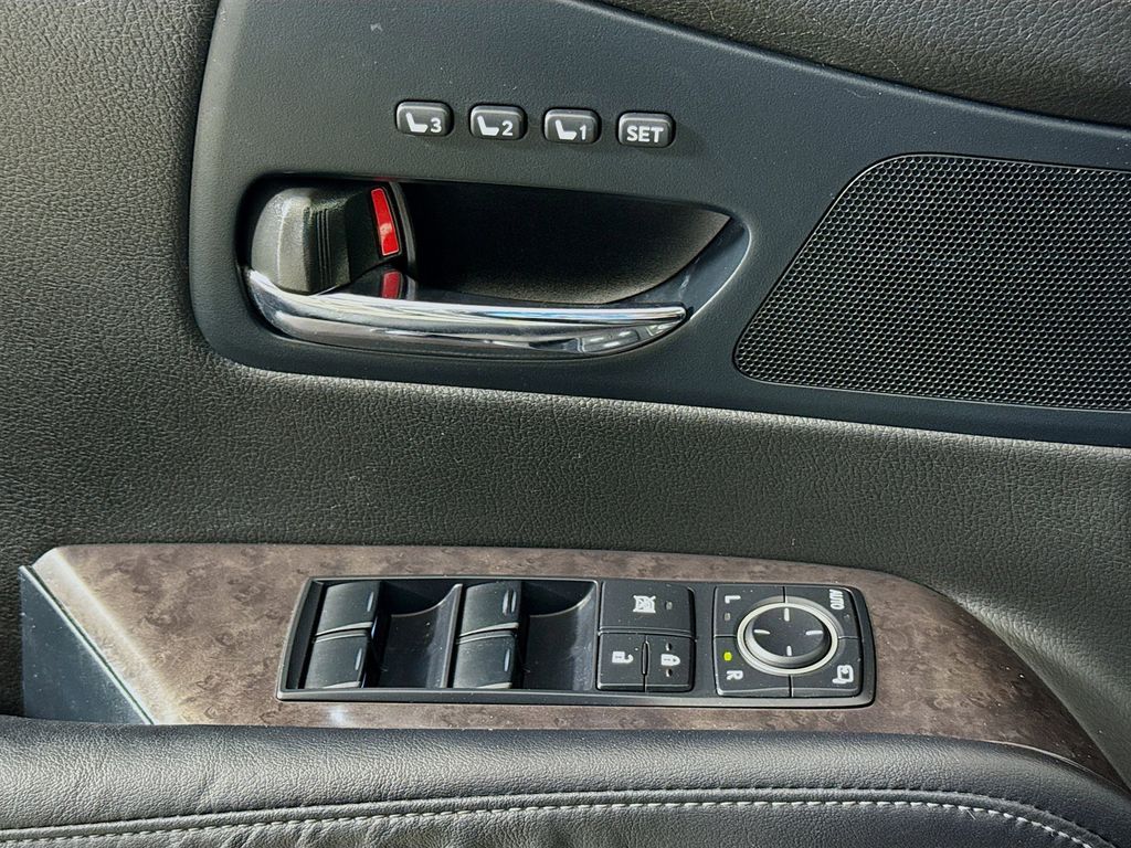 Thumbnail: 2014 Lexus RX - 17