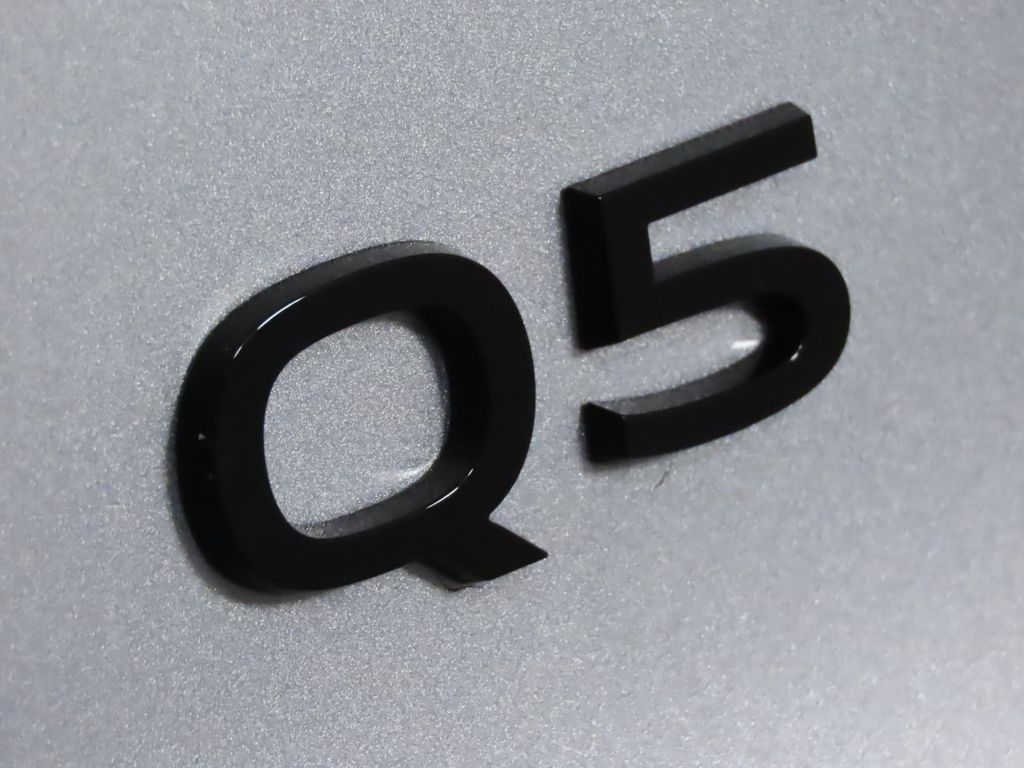 Thumbnail: 2025 Audi Q5 - 9