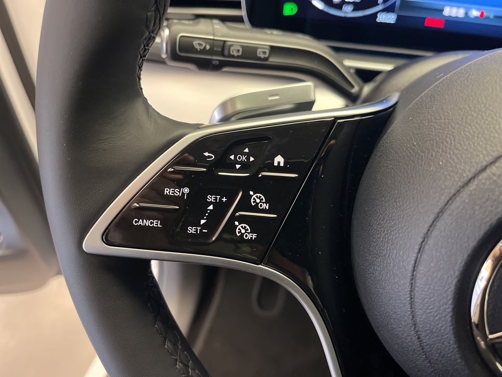 Thumbnail: 2026 Mercedes-Benz GLE - 15