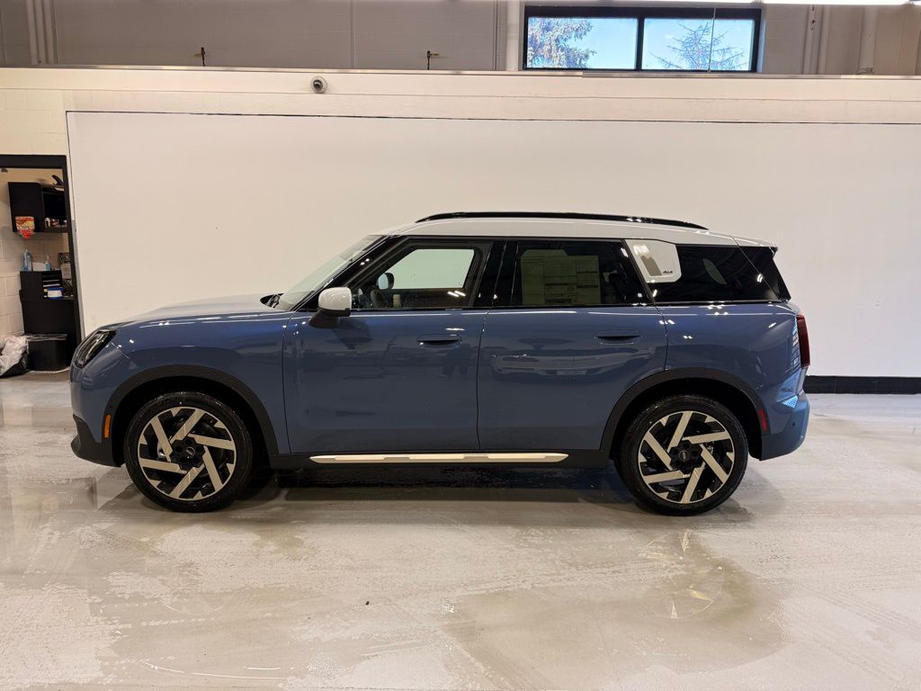 Thumbnail: 2026 MINI Cooper Countryman - 2