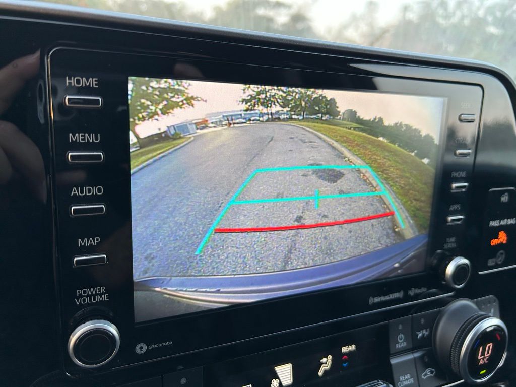 2022 Toyota Highlander XLE 26