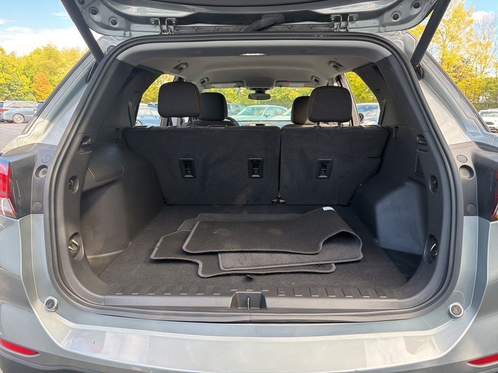 Thumbnail: 2023 Chevrolet Equinox - 21