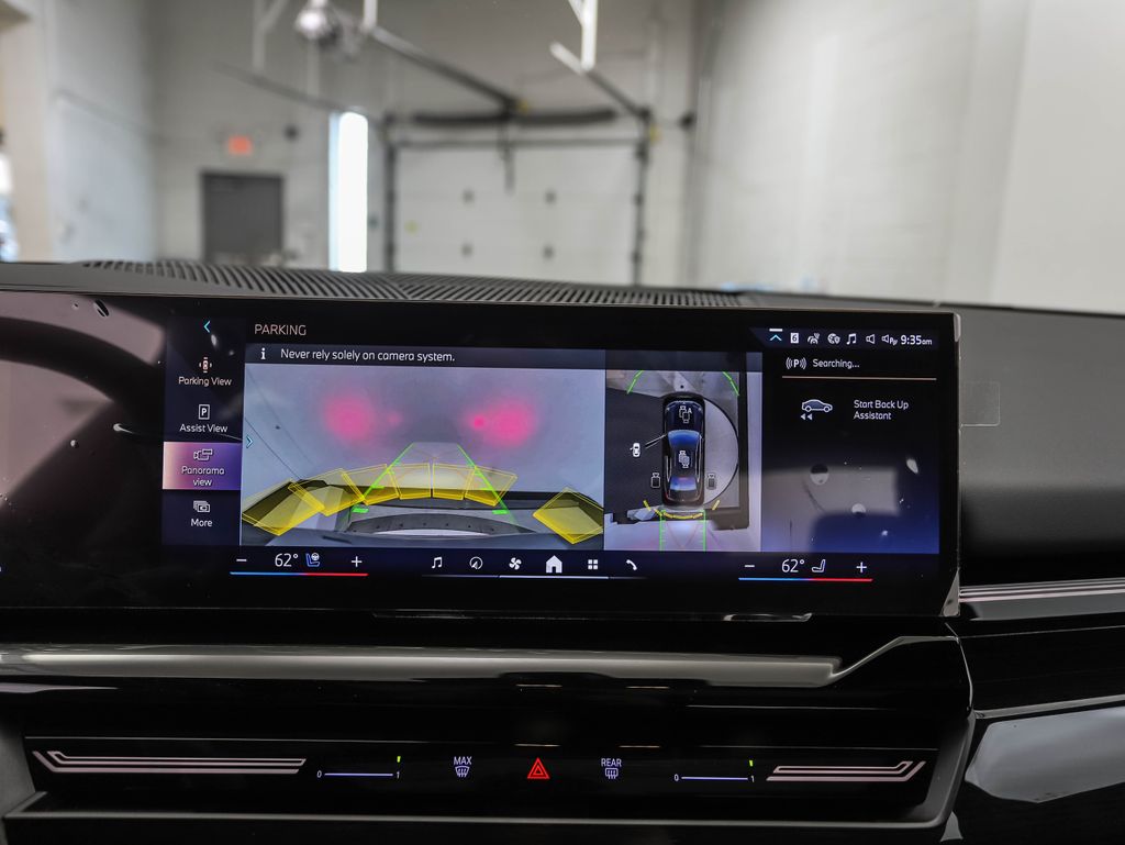 2026 BMW 5 Series 530i xDrive 18