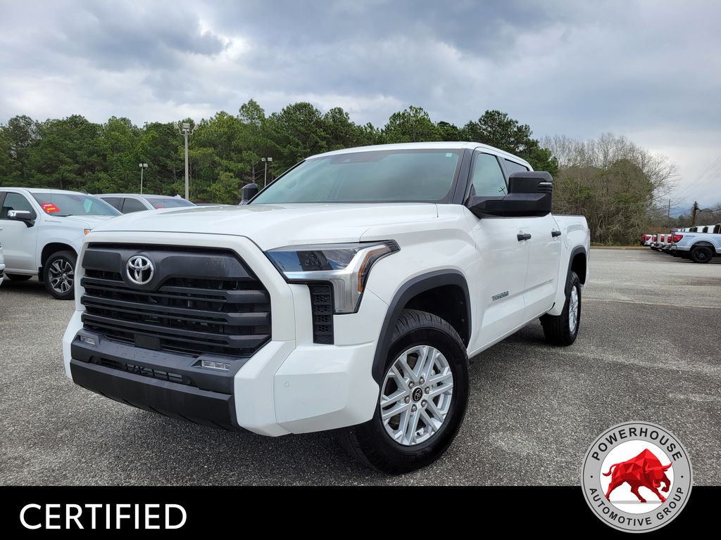 2022 Toyota Tundra SR5 CrewMax Cab 4WD