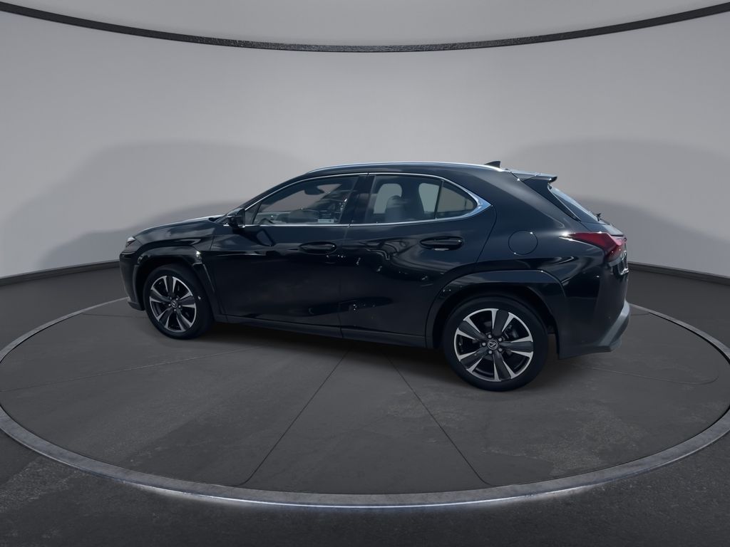 Thumbnail: 2024 Lexus UX - 6