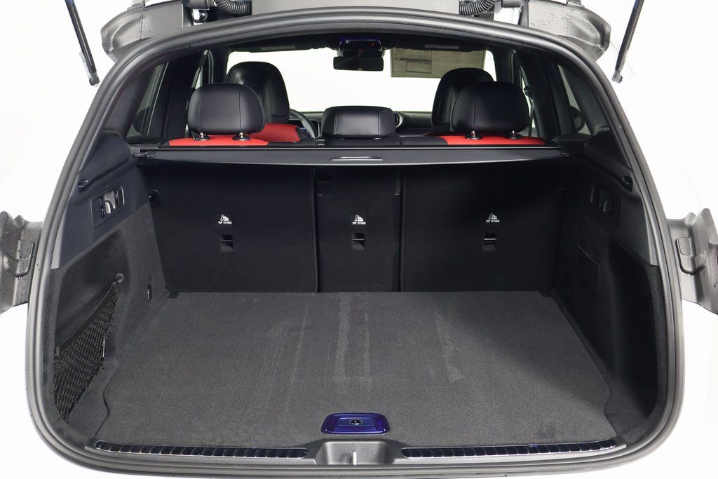 Thumbnail: 2026 Mercedes-Benz GLC - 8