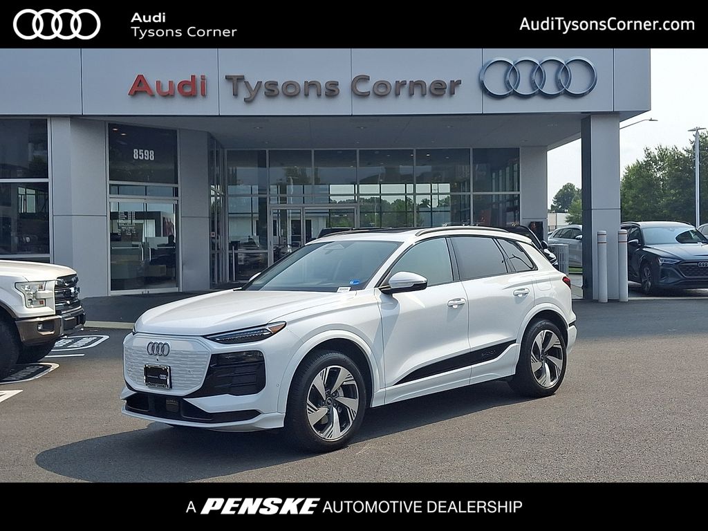 2025 Audi Q6 e-tron quattro Premium Plus
