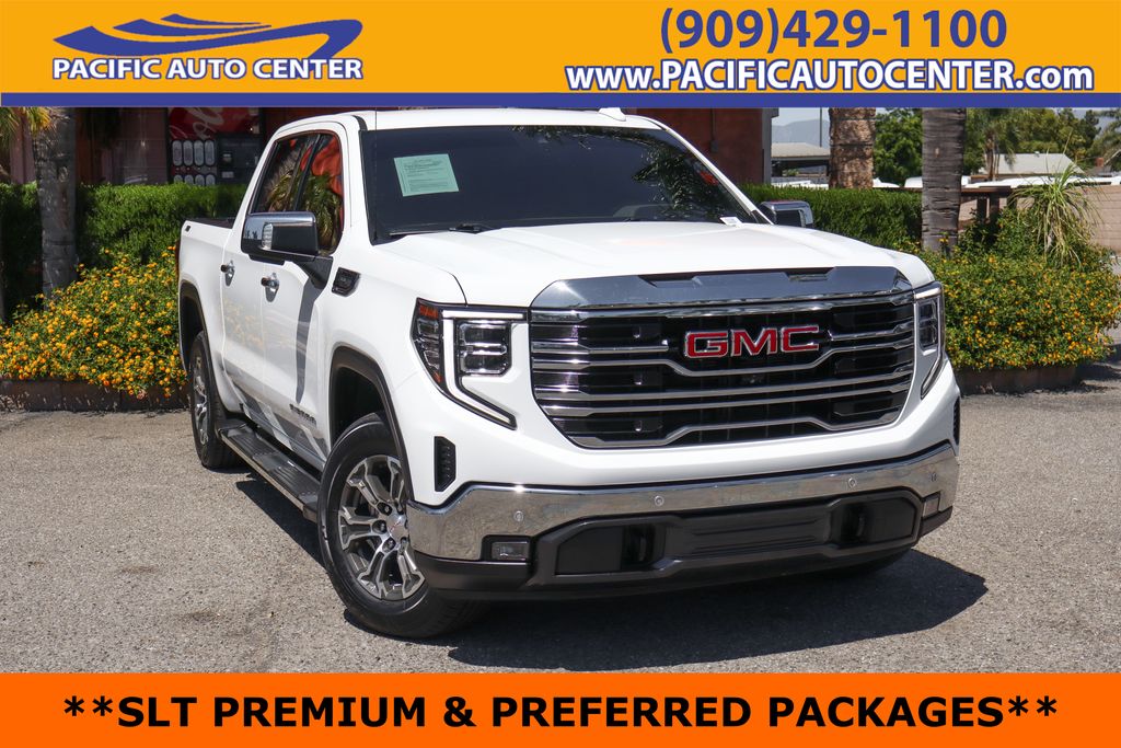 Summit White 2023 GMC Sierra 1500 SLT Crew Cab 4WD Pickup Truck Four-Wheel Drive Automatic