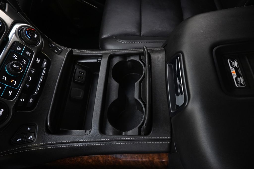 Used 2019  Chevrolet Premier image 31