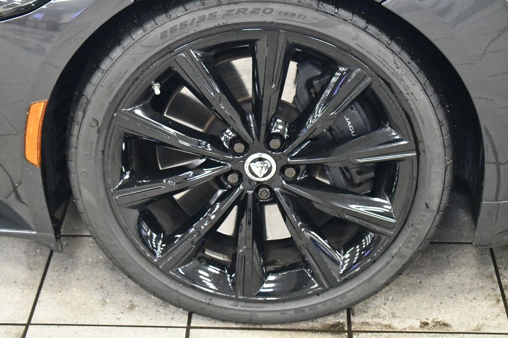 Thumbnail: 2024 Jaguar F-Type - 14