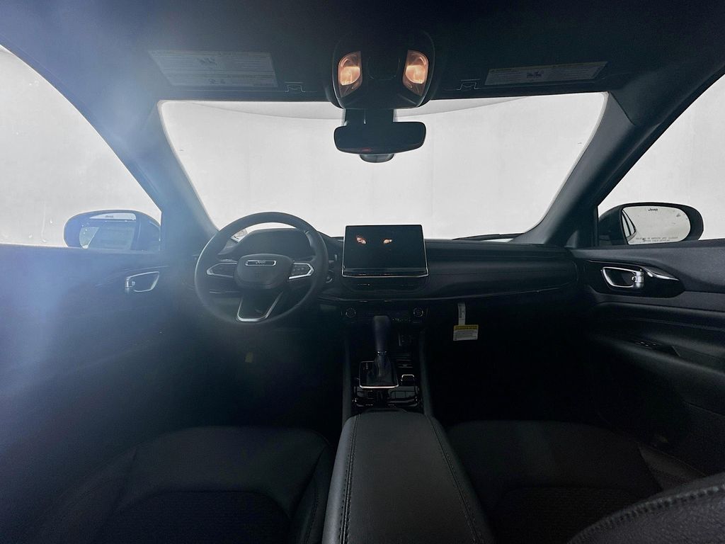 New 2026 White Jeep Latitude Altitude image 9