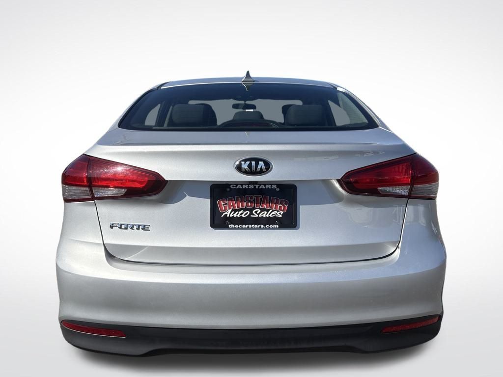 2017 Silky Silver Kia Forte LX FWD Sedan