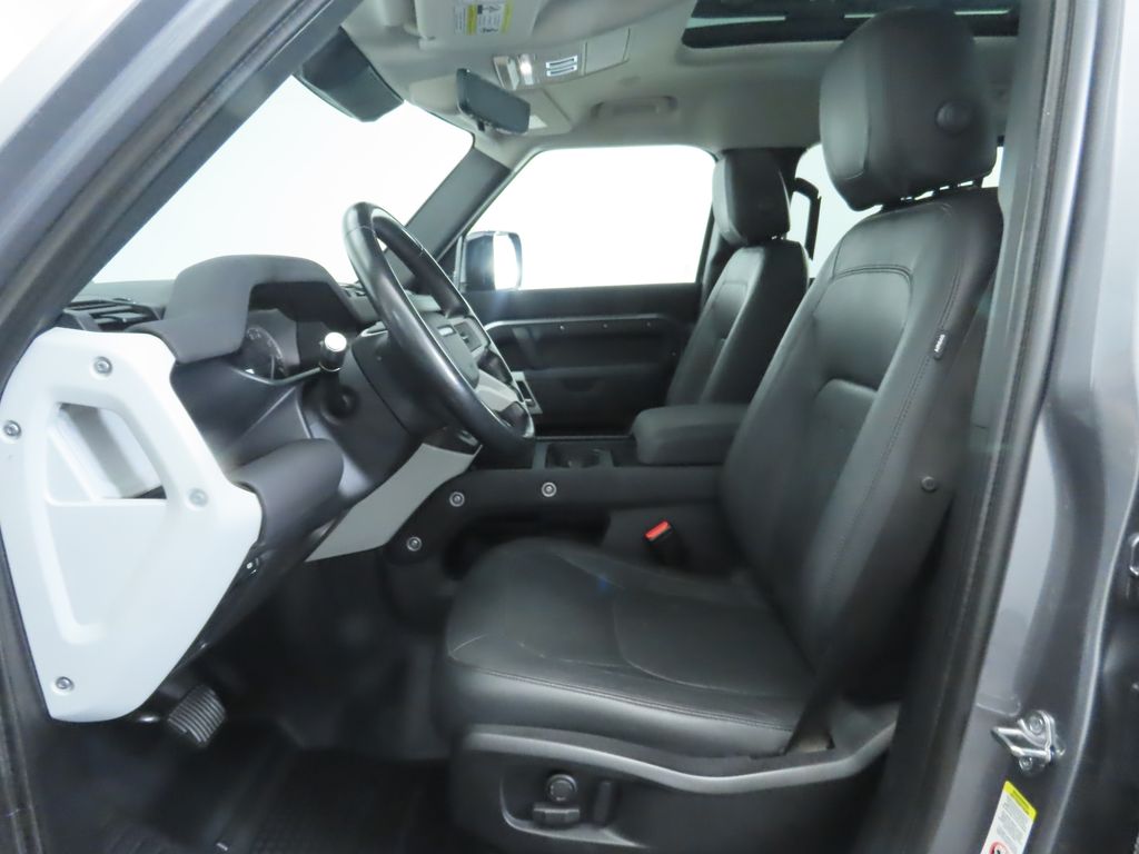 Thumbnail: 2022 Land Rover Defender - 19