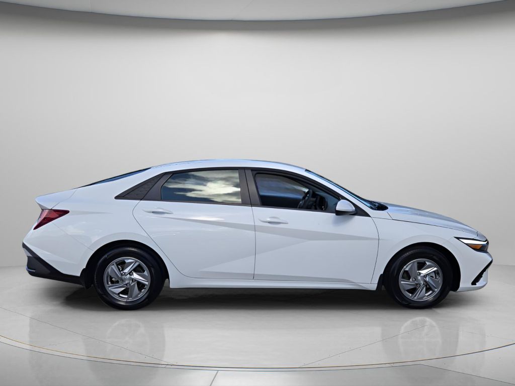 2026 Hyundai Elantra - $22,299