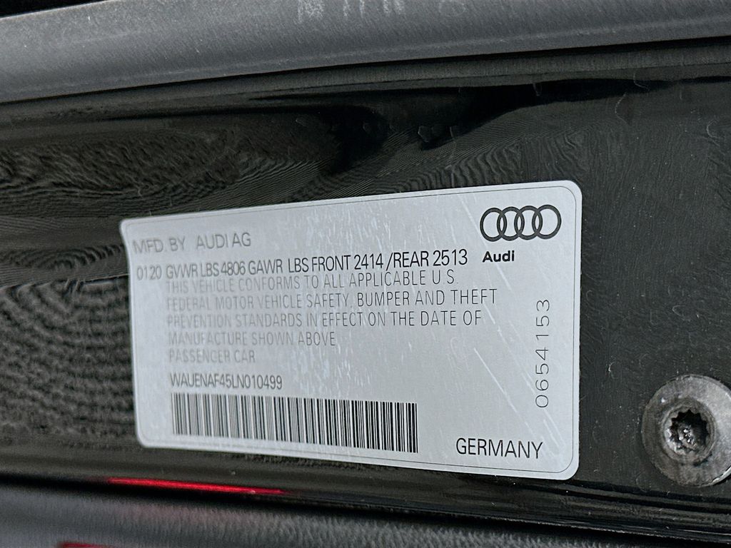 Thumbnail: 2020 Audi A4 - 32