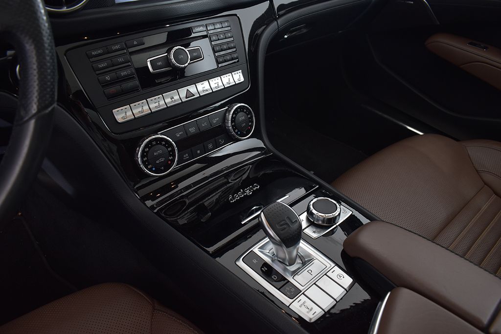 Thumbnail: 2016 Mercedes-Benz SL-Class - 15