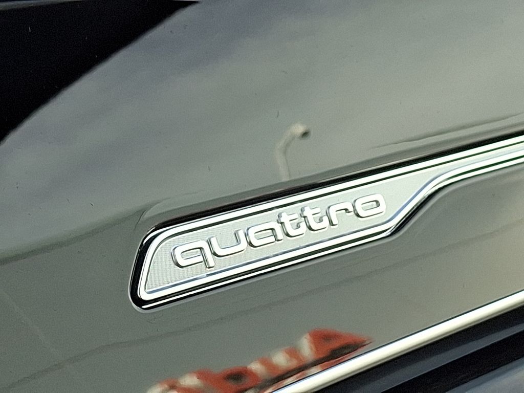 Thumbnail: 2026 Audi Q7 - 19