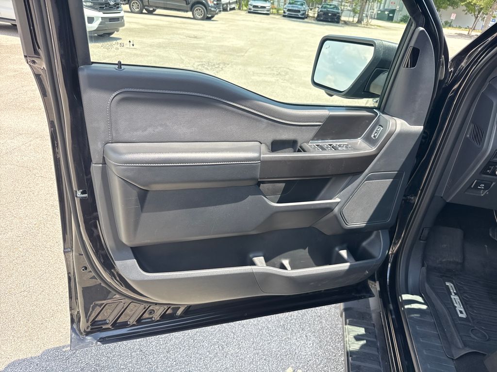 2024 Ford F-150 XLT - Photo 13