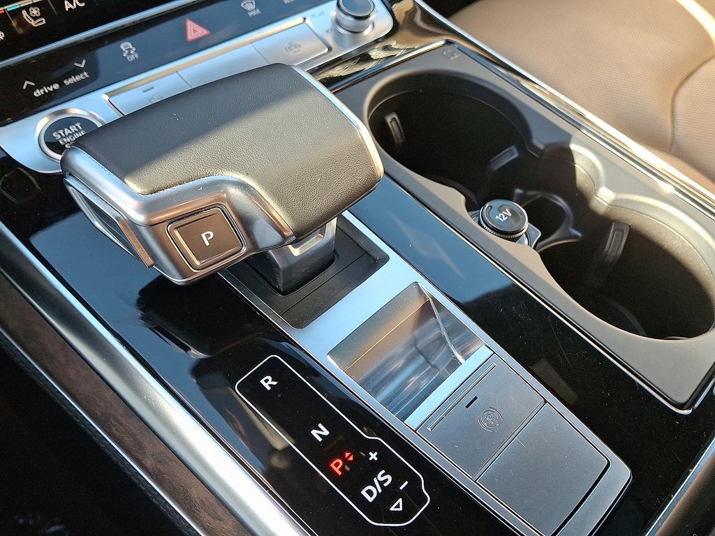 Thumbnail: 2022 Audi Q7 - 15