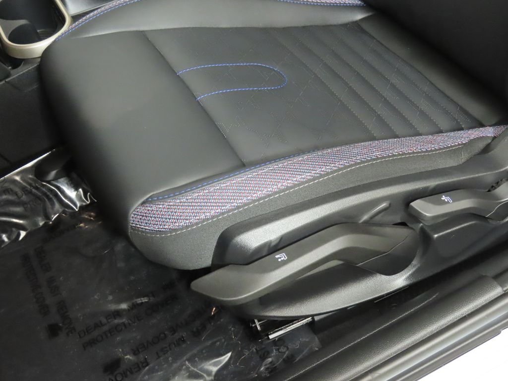 Thumbnail: 2025 MINI Cooper - 29