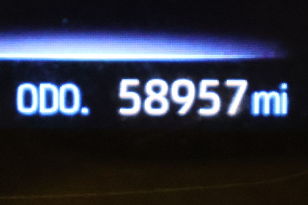 Thumbnail: 2021 Toyota Corolla - 24