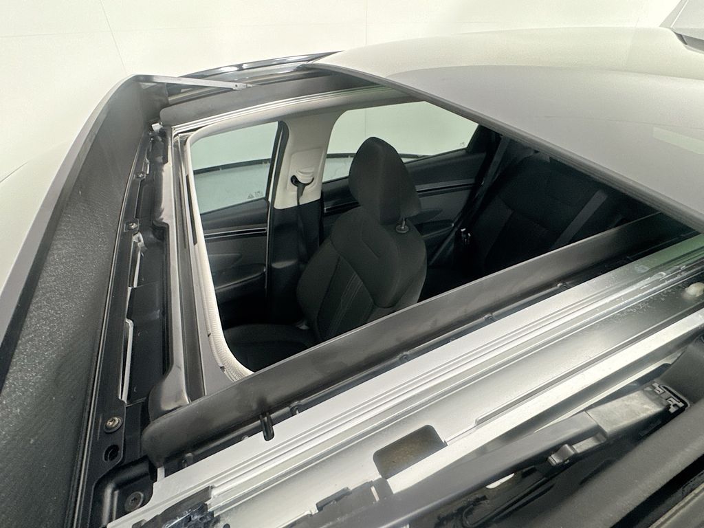 Used Car 2022 Hyundai Tucson Hybrid  Sel Convenience For Sale Under $20,000 In Austin, Texas