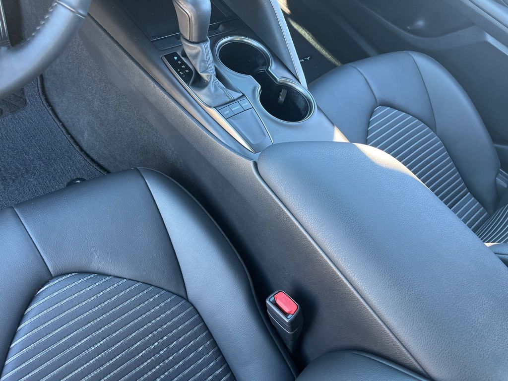 Thumbnail: 2024 Toyota Camry - 19