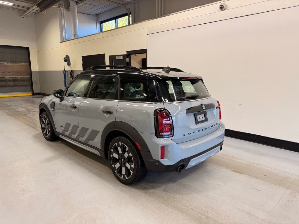Thumbnail: 2023 MINI Cooper Countryman - 3