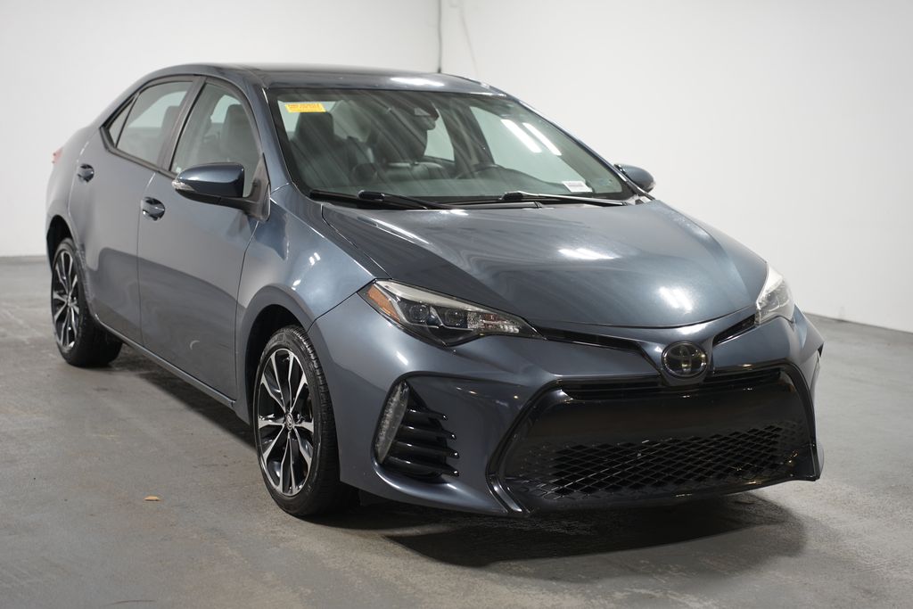 2017 Toyota Corolla SE 3