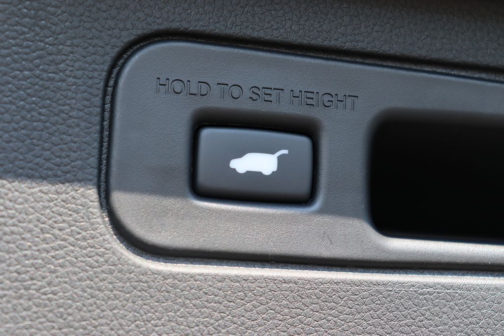 Thumbnail: 2025 Honda Pilot - 15