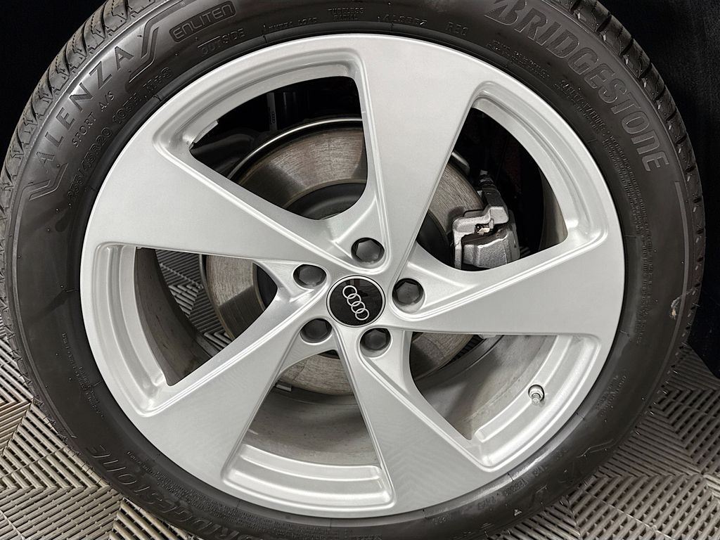 Thumbnail: 2025 Audi Q5 - 32