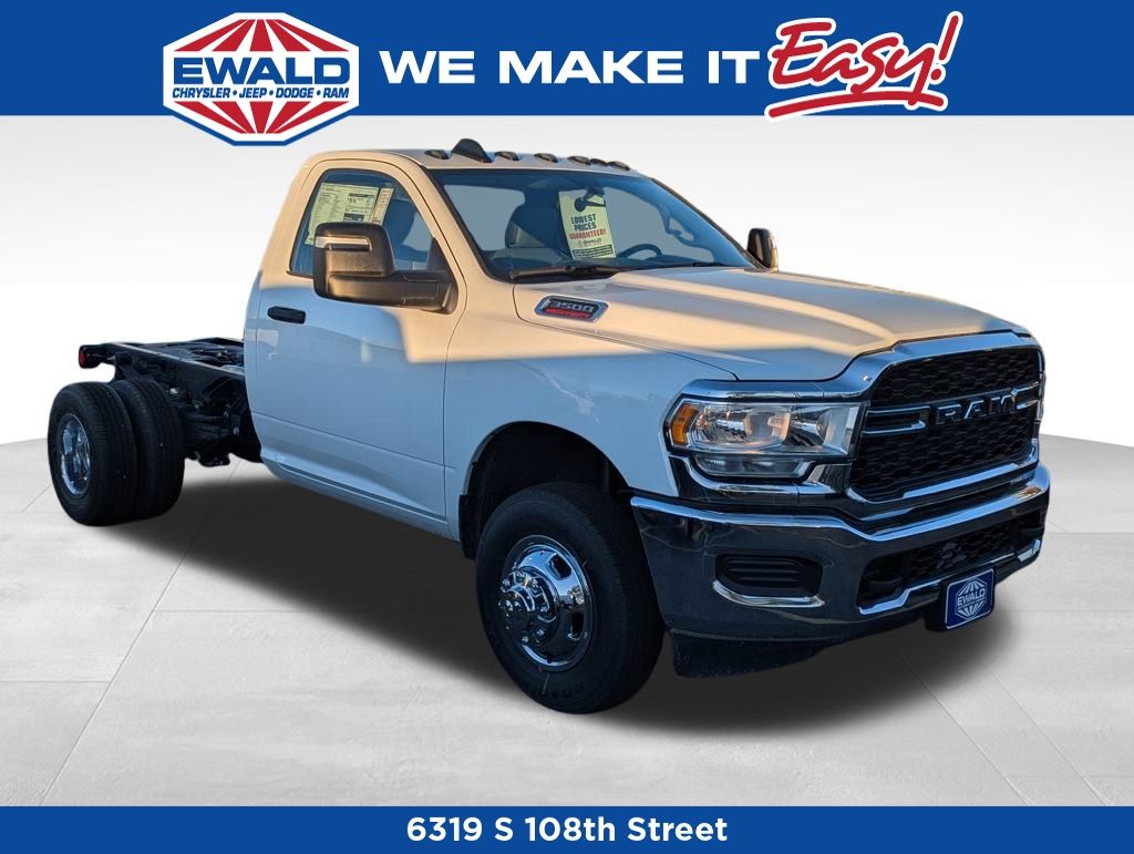 2024 RAM 3500 Tradesman photo