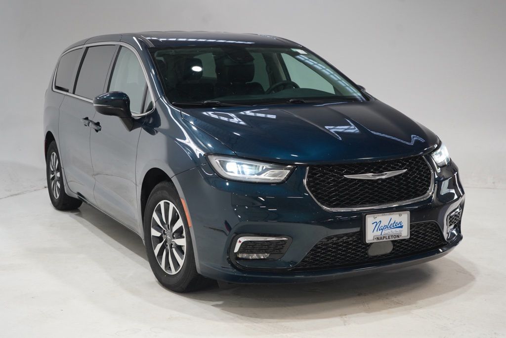 2023 Chrysler Pacifica Hybrid Touring L FWD