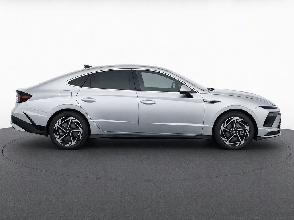 Thumbnail: 2024 Hyundai Sonata - 2