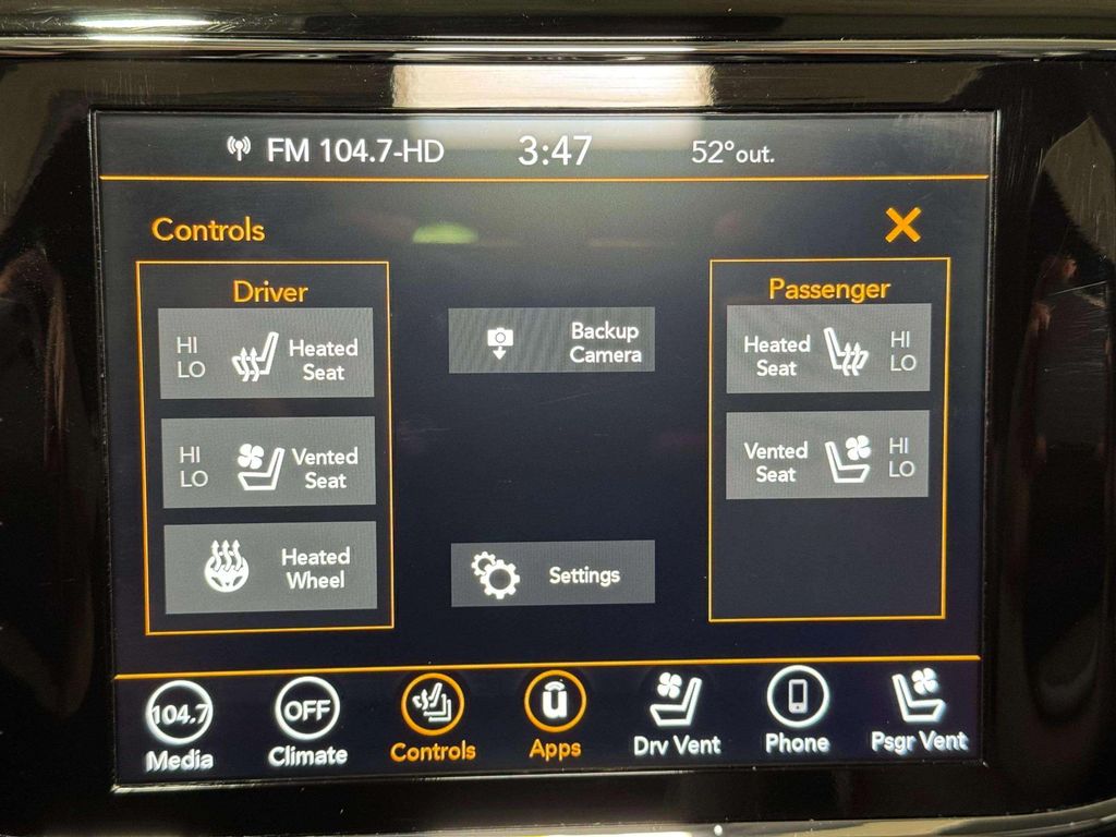 Used 2020 Ivory 3-Coat Jeep Summit image 13