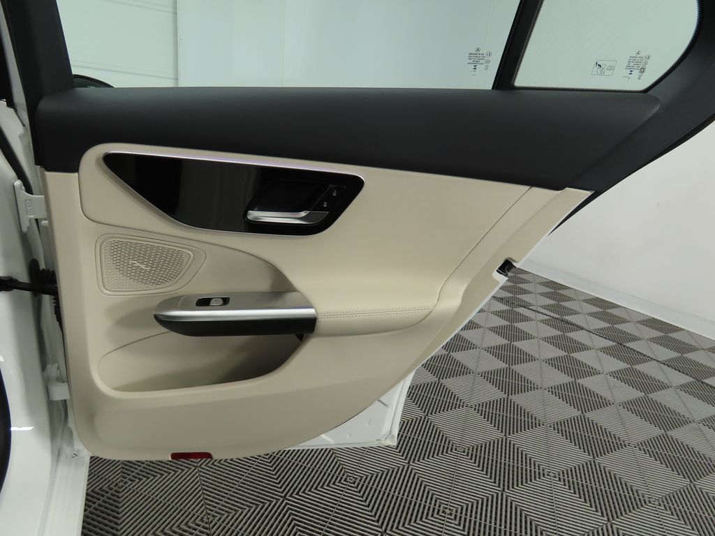 Thumbnail: 2025 Mercedes-Benz C-Class - 25