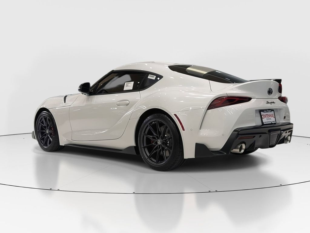 2026 Toyota Supra Premium - Photo 7