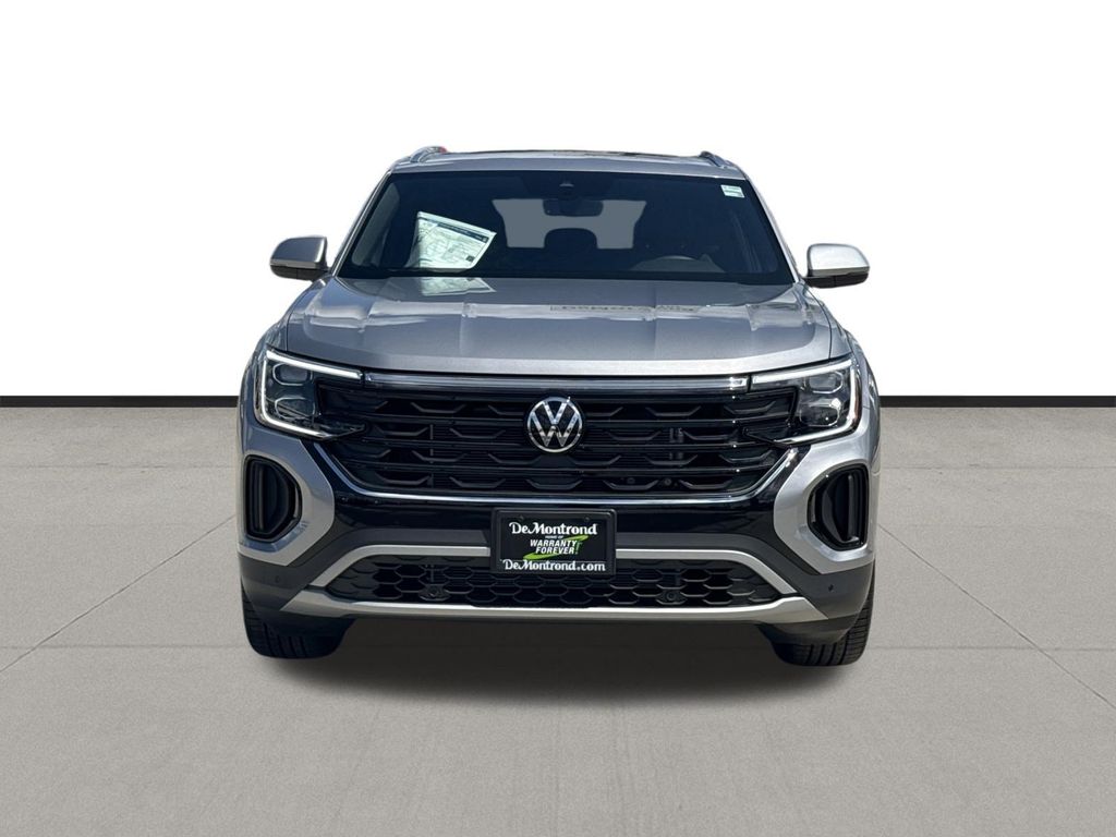 2026 Volkswagen Atlas Cross Sport 2.0T SE w/Technology Silver at DeMontrond Auto Country