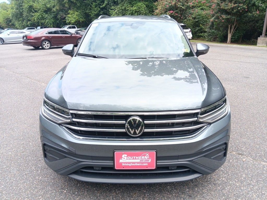 2024 Volkswagen Tiguan 2.0T SE 8