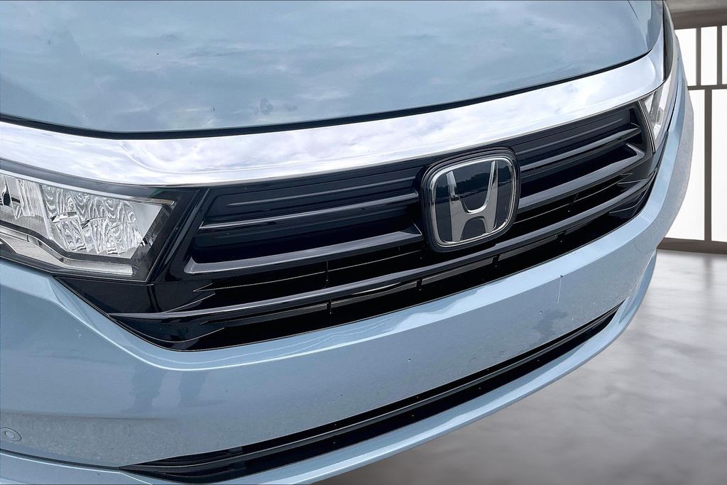 Used 2023 Honda Odyssey Van