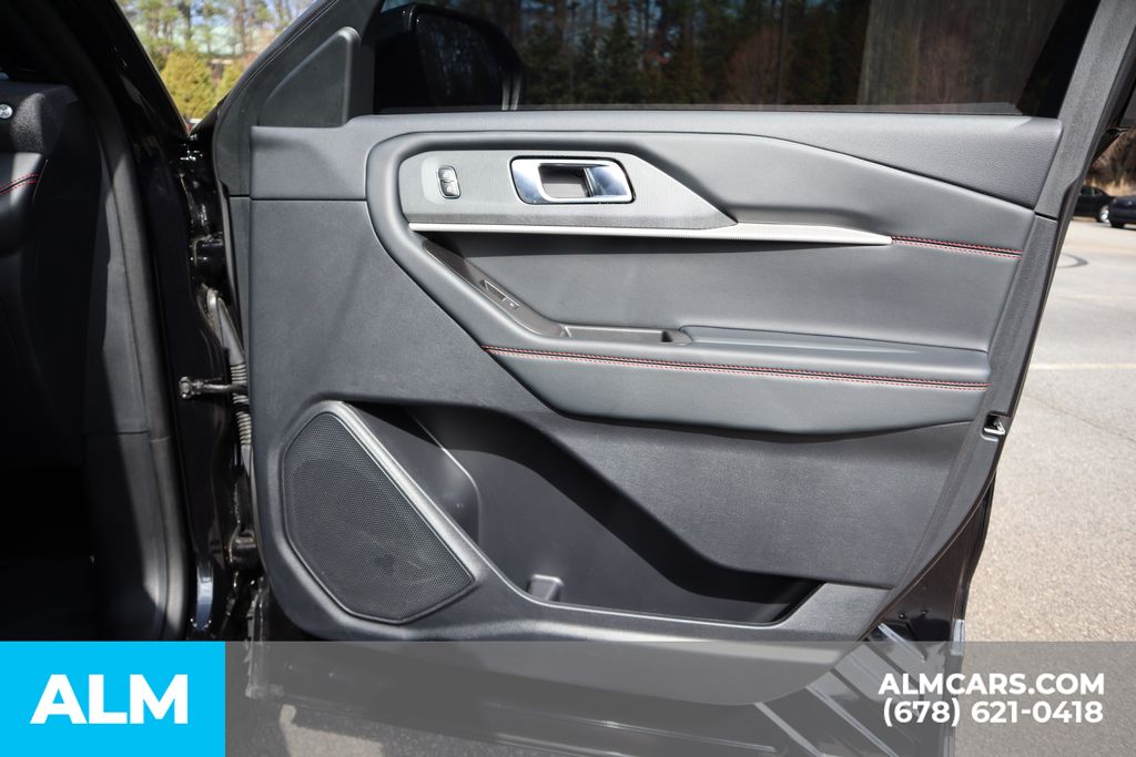 Used 2025 Black Ford ST-Line image 30